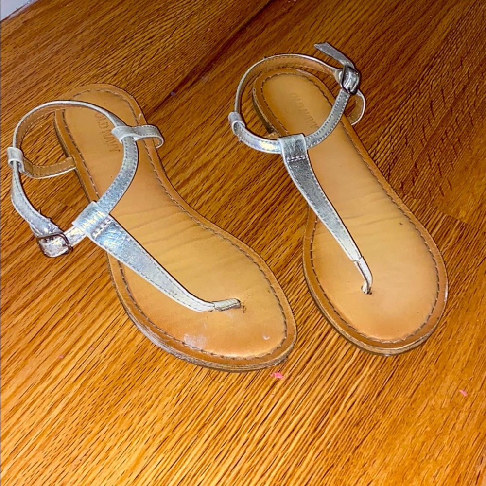 Girls sandals